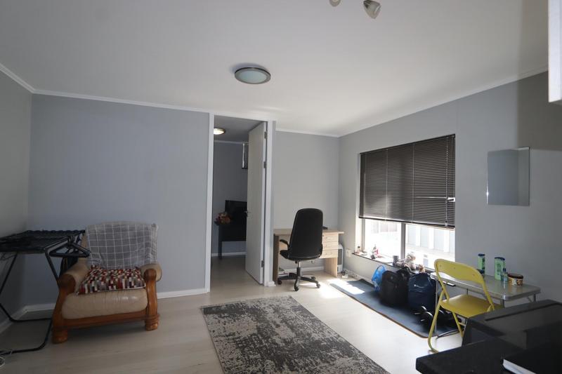 To Let 1 Bedroom Property for Rent in Claremont Western Cape
